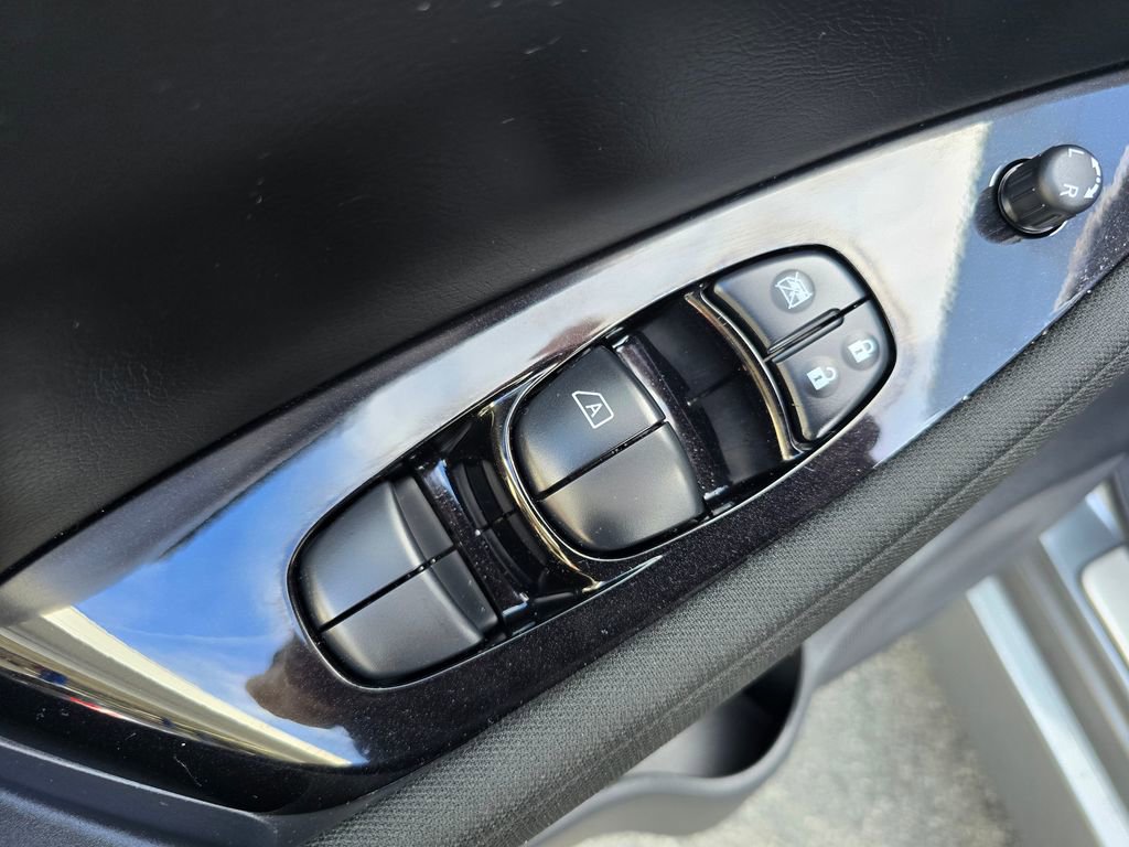 Used 2024 Nissan Leaf SV Plus image 23