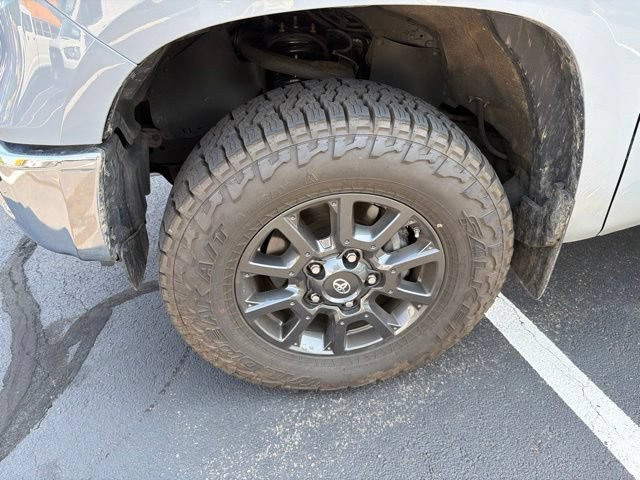 Used 2021 Toyota Tundra SR5 w/ Trail Edition AWD/4WD image 14