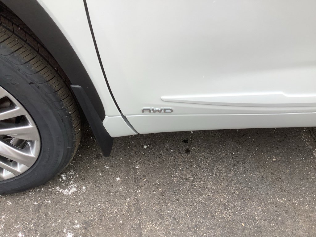 New 2026 Toyota Highlander Platinum image 10