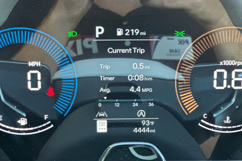 Used 2025 Hyundai Santa Fe SEL image 24