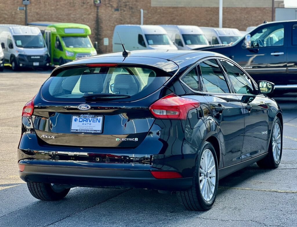 Used 2018 Ford Focus Electric Hatchback FWD image 34