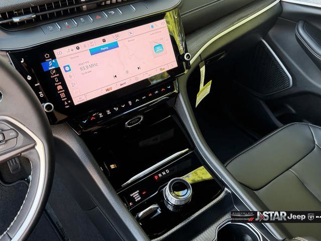 New 2026 Jeep Grand Cherokee Limited image 16