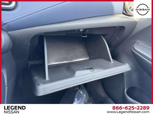 Used 2023 Nissan Versa SV FWD image 33