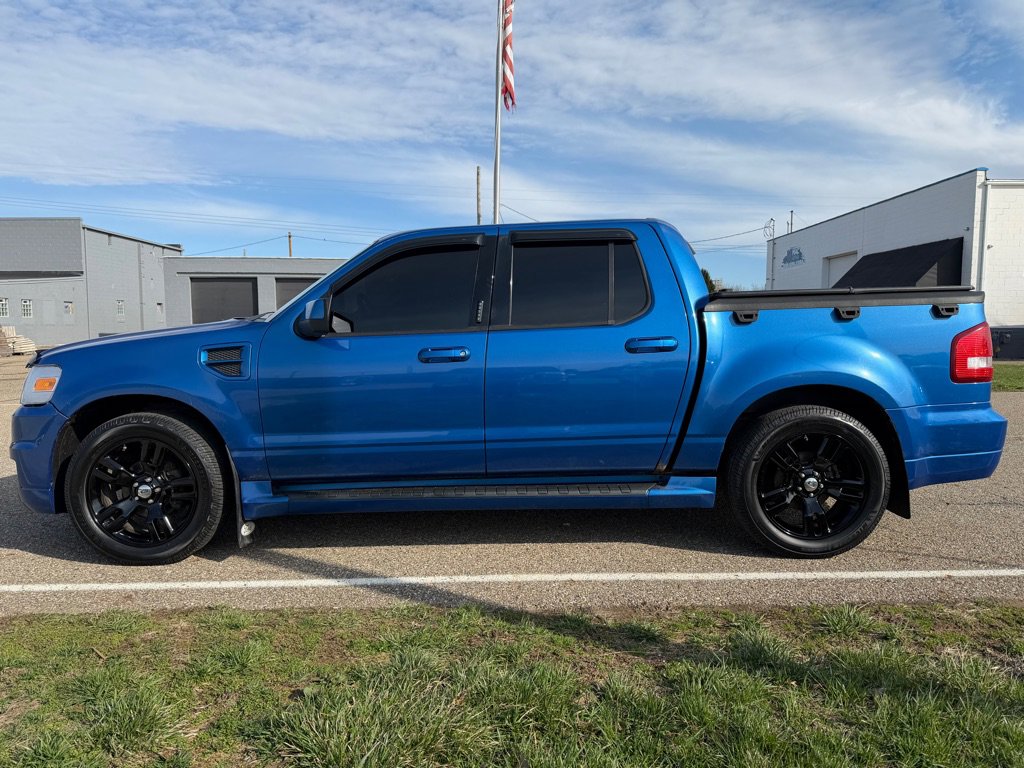 Used 2010 Ford Explorer Sport Trac Limited image 8