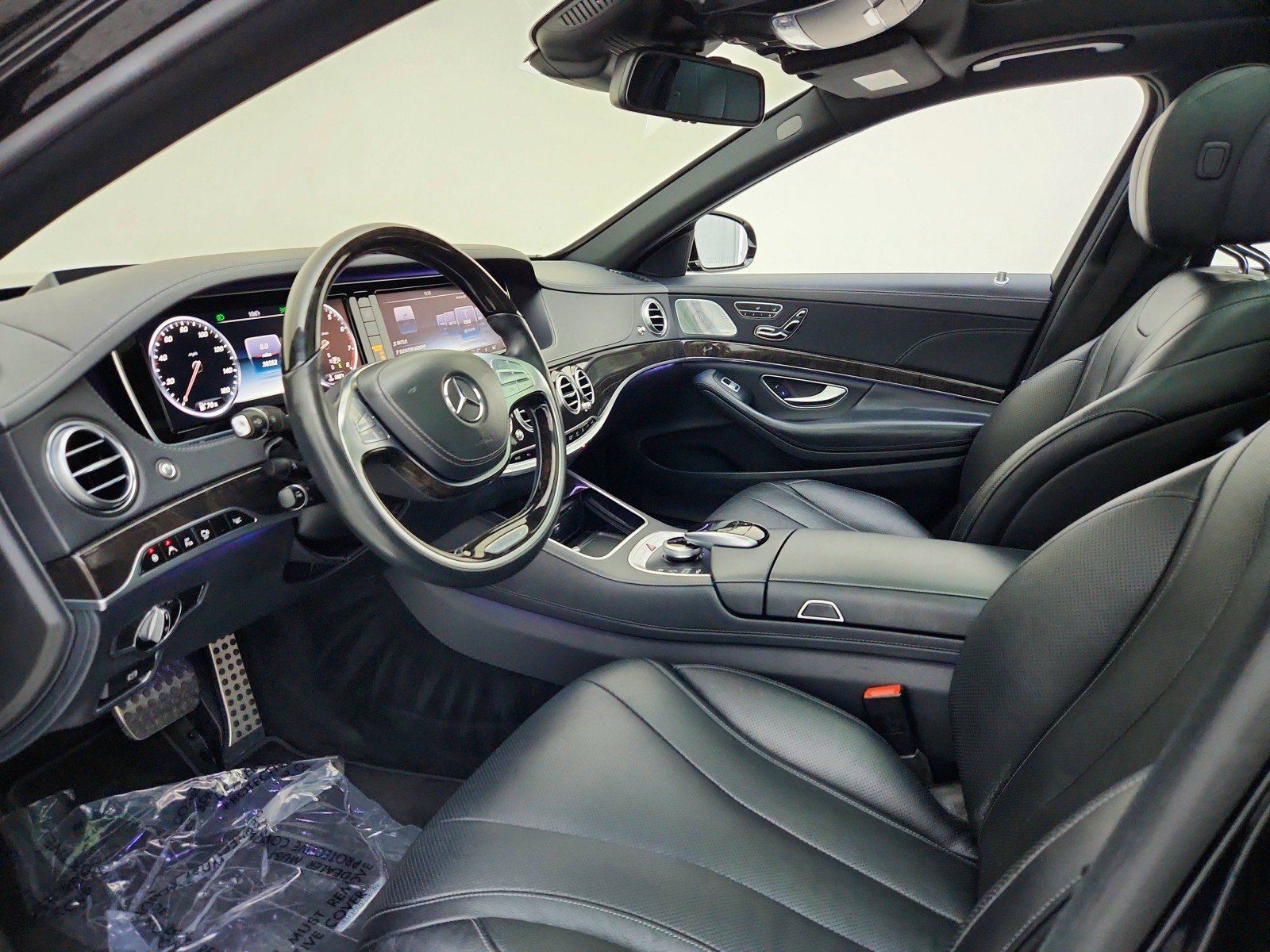Used 2015 Mercedes-Benz S 550 4MATIC Sedan image 16