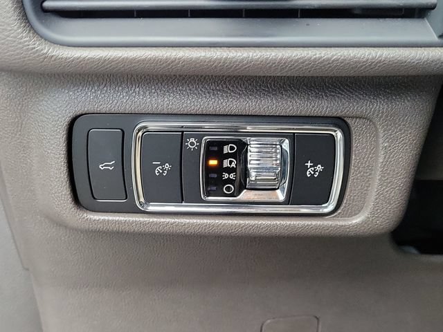 Certified 2024 Lincoln Corsair FWD image 13