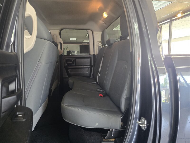 Used 2019 RAM 1500 Express w/ Express Value Package AWD/4WD image 11