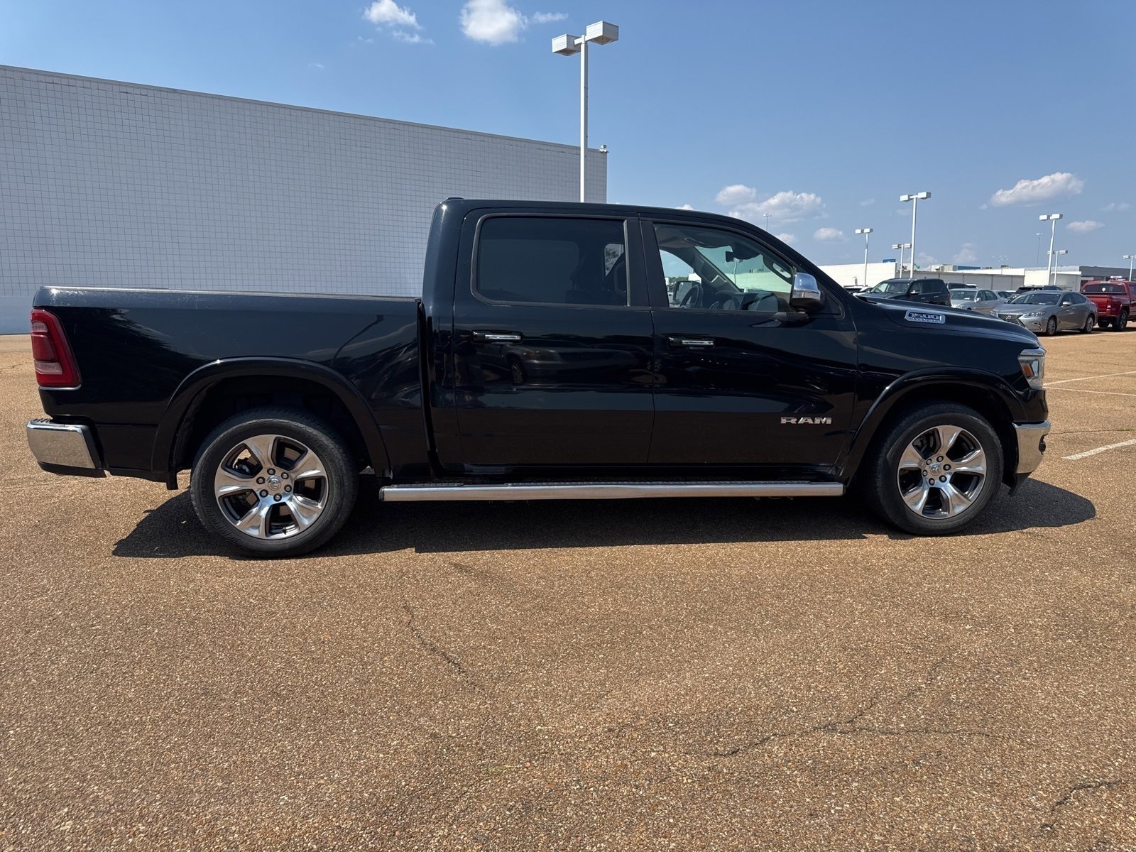 Used 2022 RAM 1500 Laramie image 9