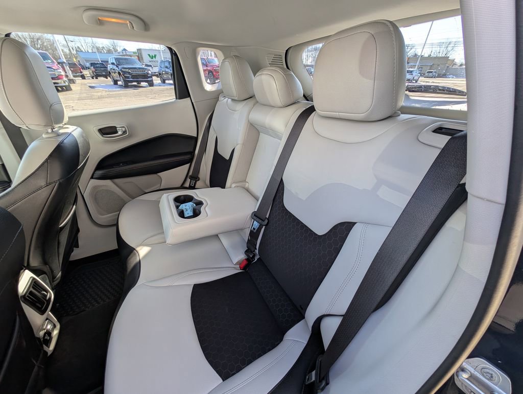 Used 2019 Jeep Compass Latitude w/ Cold Weather Group image 17