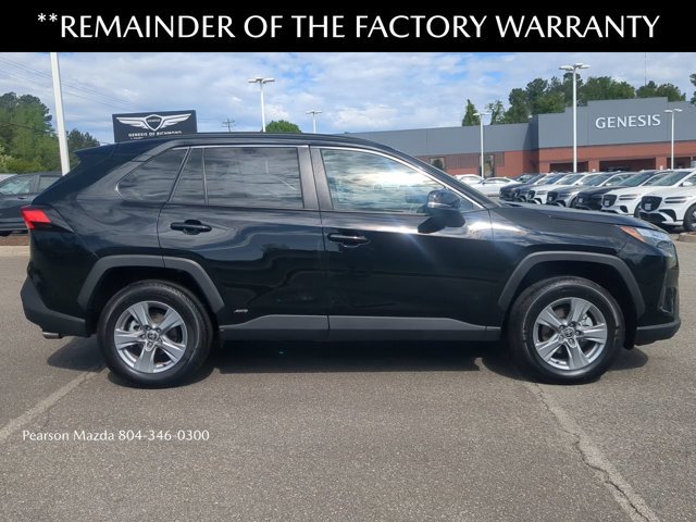 Used 2025 Toyota RAV4 XLE AWD/4WD image 3
