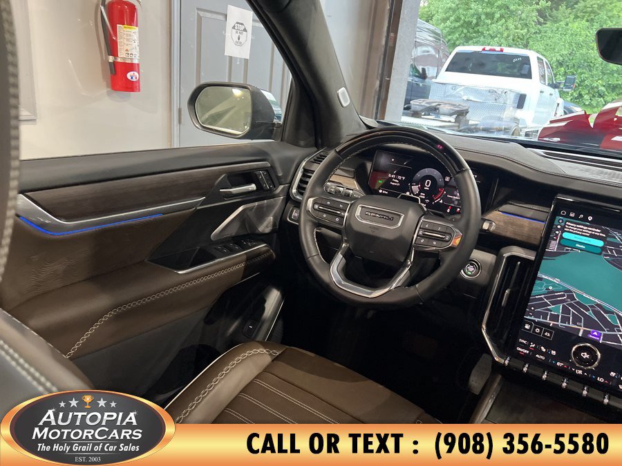 Used 2026 GMC Acadia Denali Ultimate FWD image 31