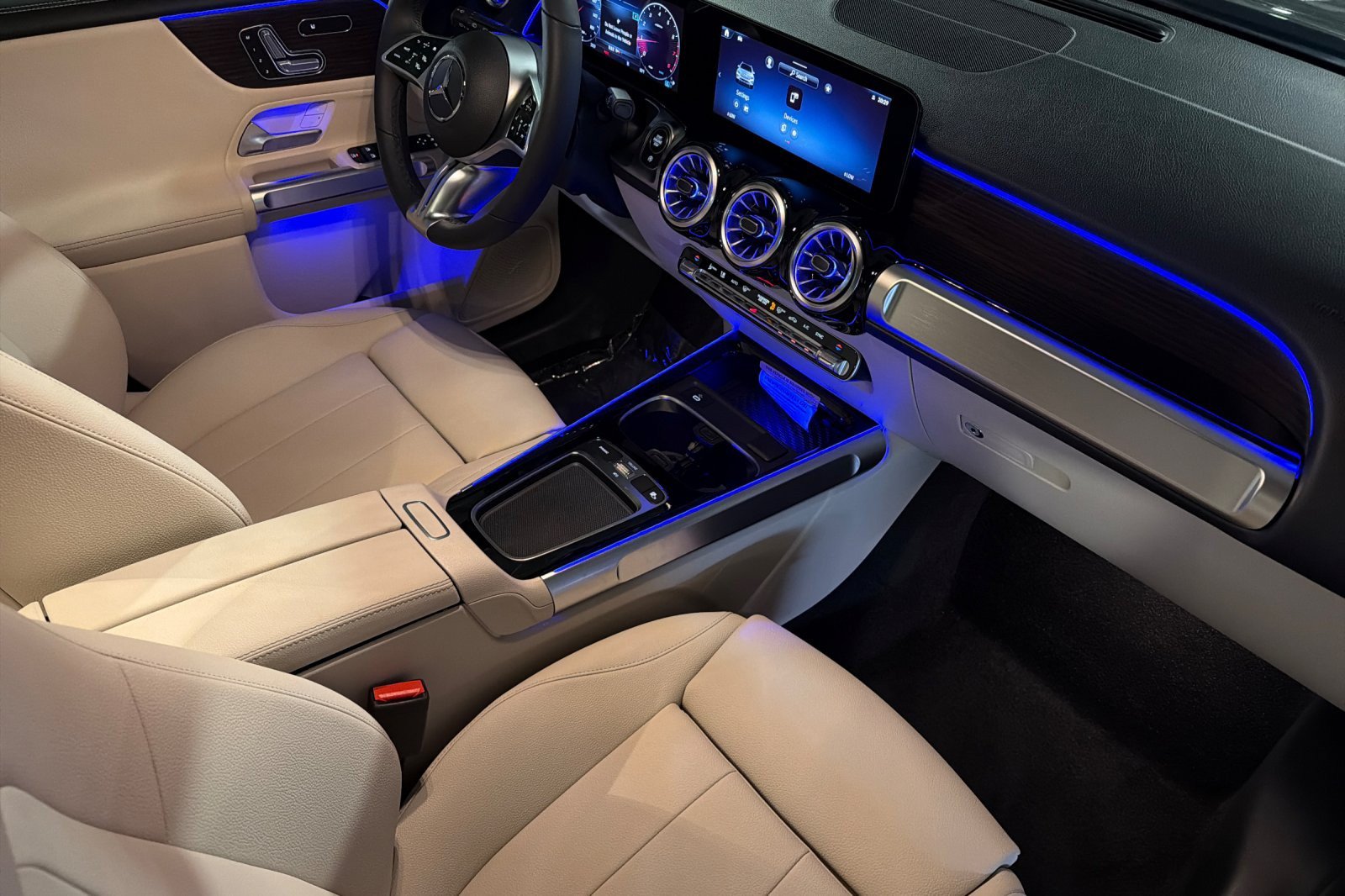 New 2026 Mercedes-Benz GLB 250 image 15