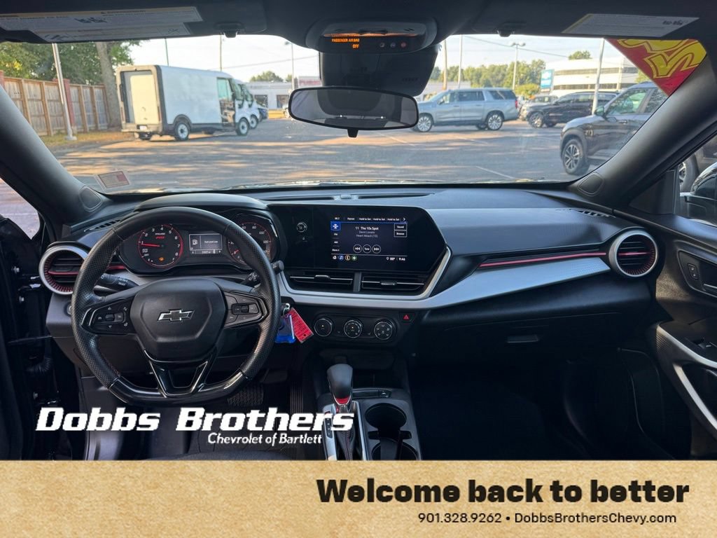 Used 2024 Chevrolet Trax RS w/ Driver Confidence Package FWD image 13