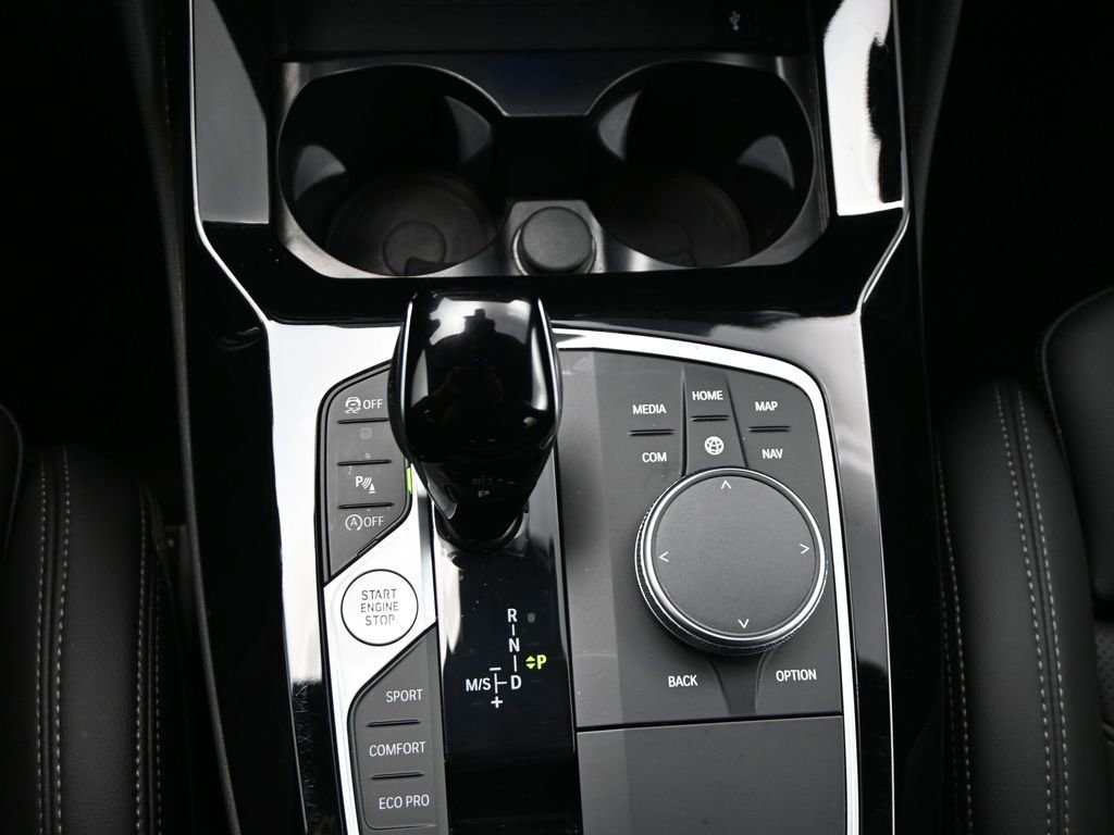 Used 2025 BMW X4 xDrive30i image 22