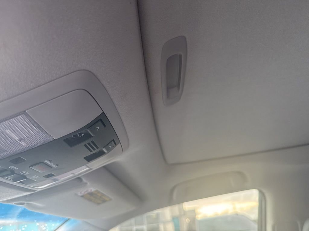 Used 2016 Lexus GX 460 w/ Premium Package image 17