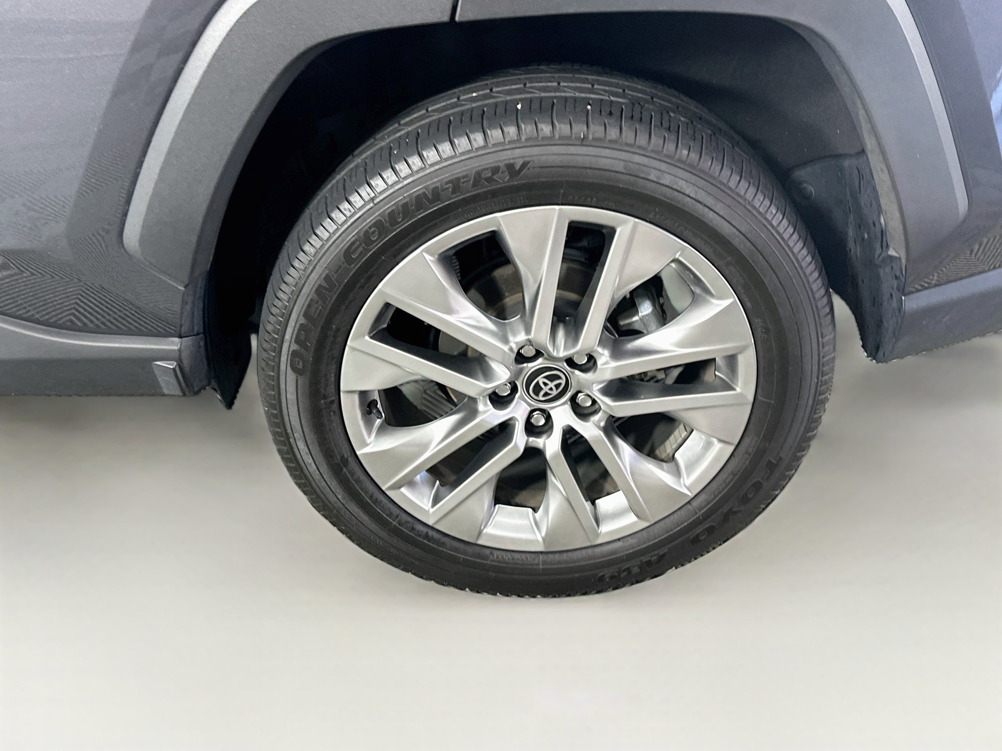 Used 2025 Toyota RAV4 XLE Premium FWD image 11