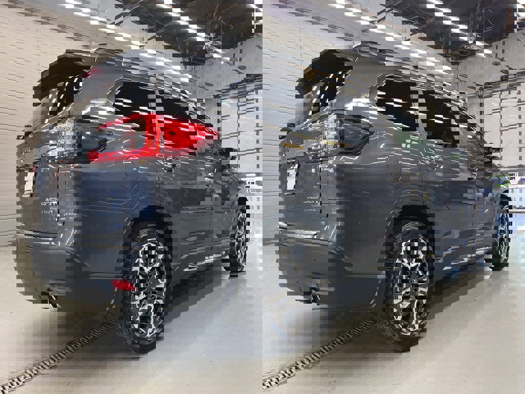 Used 2024 Subaru Ascent Touring image 7