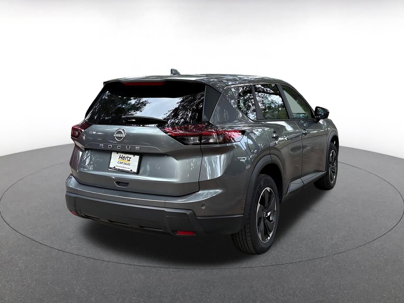 Used 2025 Nissan Rogue SV FWD image 7