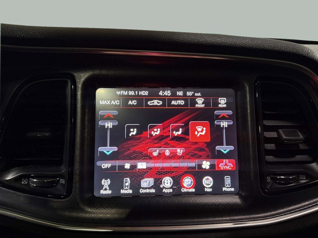 Used 2015 Dodge Challenger SRT w/ Technology Group image 6