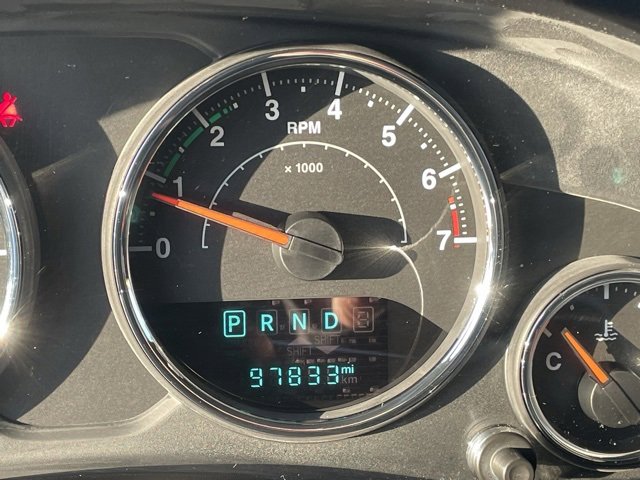 Used 2015 Jeep Wrangler Unlimited Sahara image 3