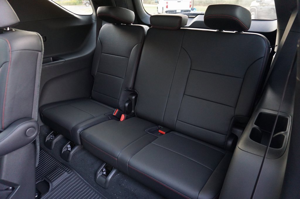 New 2026 Chevrolet Traverse Z71 image 13