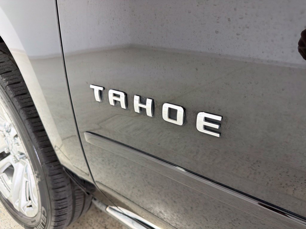 Used 2020 Chevrolet Tahoe Premier w/ Premier Plus Edition RWD image 30