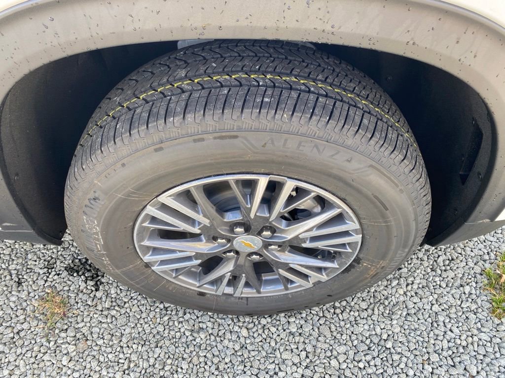 New 2026 Chevrolet Traverse LT image 25