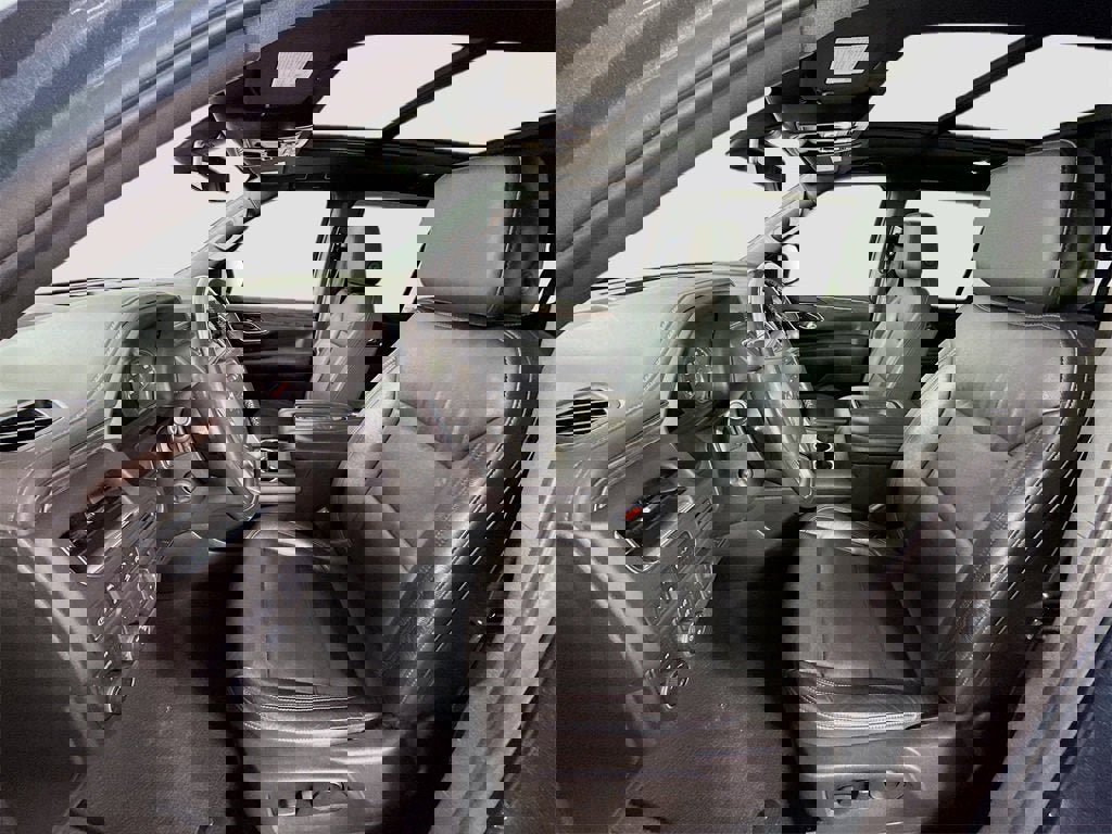 Certified 2021 Chevrolet Tahoe Z71 w/ Z71 Signature Package image 16