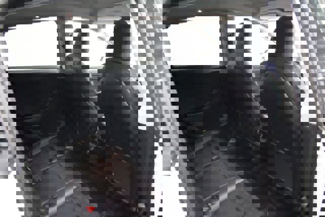 Used 2021 Tesla Model Y Long Range image 19