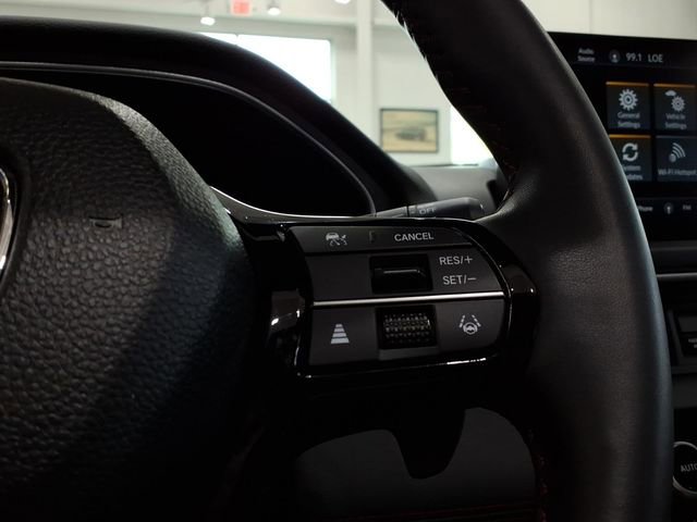 Certified 2025 Honda Pilot Black Edition image 22