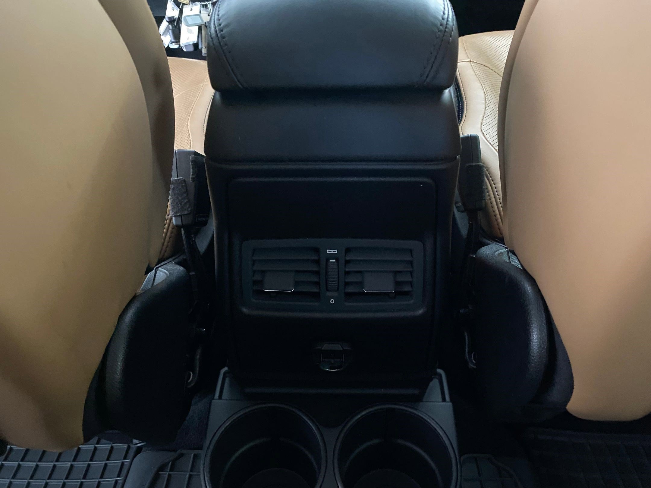 Used 2017 Mercedes-Benz G 550 image 30