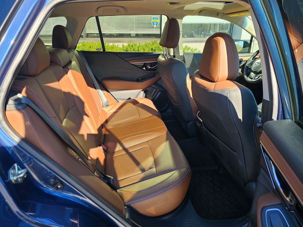 Used 2020 Subaru Outback Touring w/ Popular Package #2 image 12
