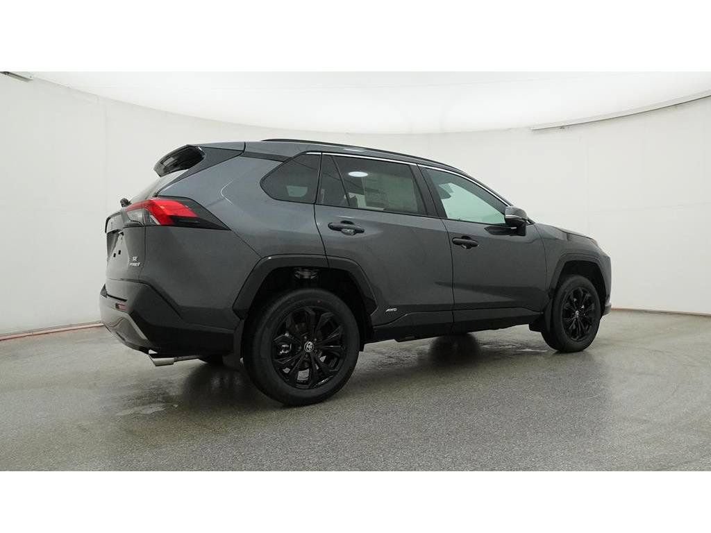 Used 2024 Toyota RAV4 SE AWD/4WD image 31