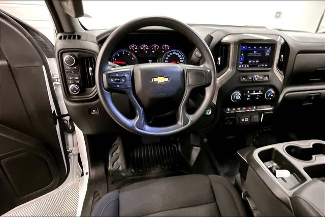 Used 2024 Chevrolet Silverado 2500 W/T w/ WT/CX Safety Package AWD/4WD image 6