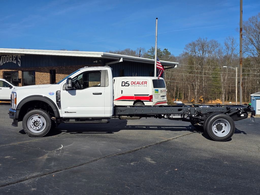 New 2026 Ford F550 4x4 Regular Cab Super Duty image 23