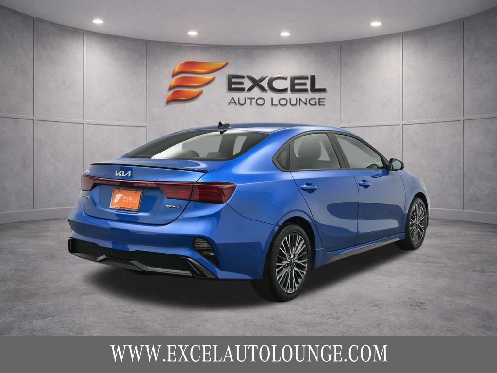 Used 2023 Kia Forte GT-Line w/ GT-Line Technology Package FWD image 9