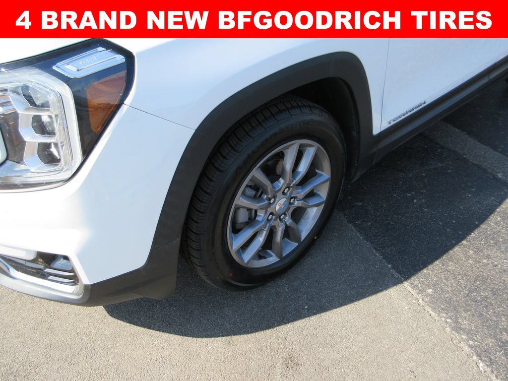 Used 2022 GMC Terrain SLT FWD image 3