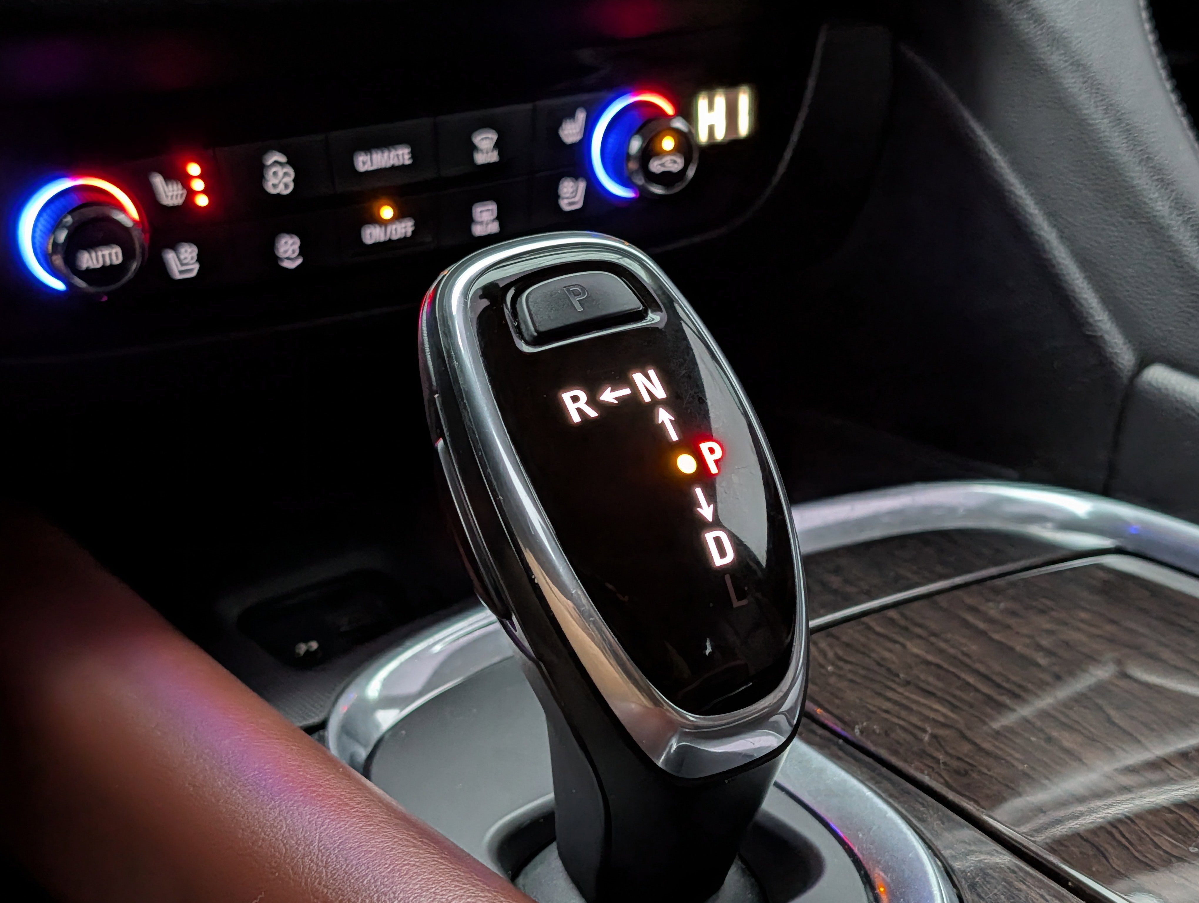 Used 2020 Buick Enclave Avenir w/ Avenir Technology Package image 16