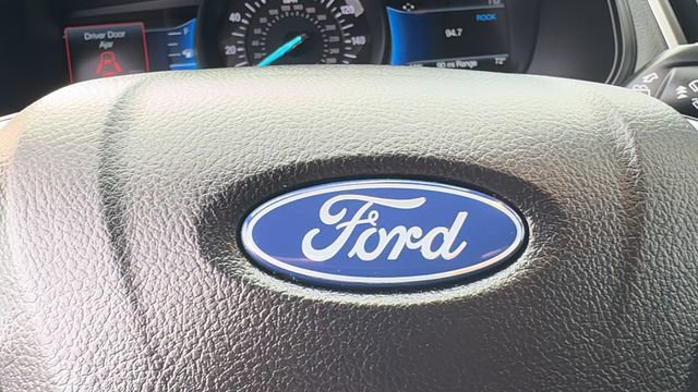 Certified 2023 Ford Edge SEL w/ Convenience Package image 18