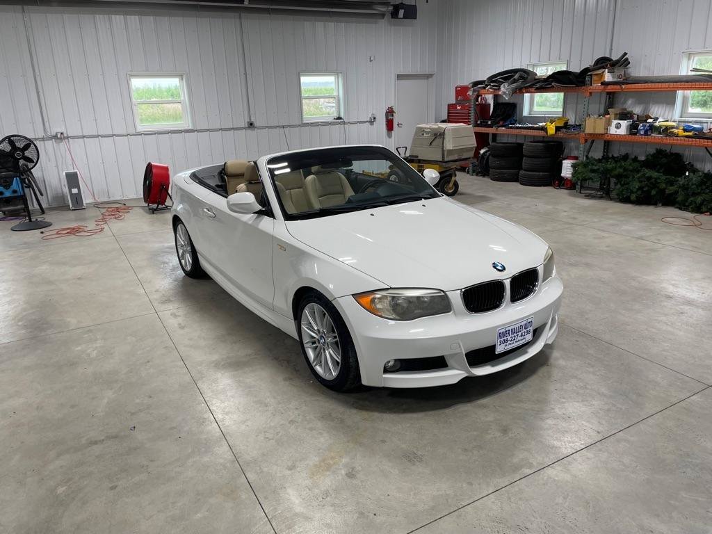 Used 2012 BMW 128i Convertible RWD image 9