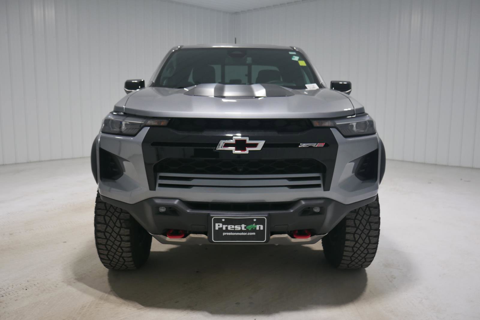 Used 2023 Chevrolet Colorado ZR2 w/ ZR2 Convenience Package III image 2