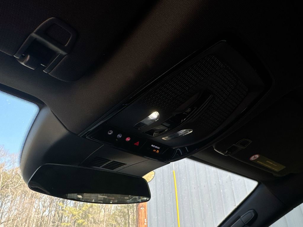 Used 2024 Cadillac Lyriq Sport image 19