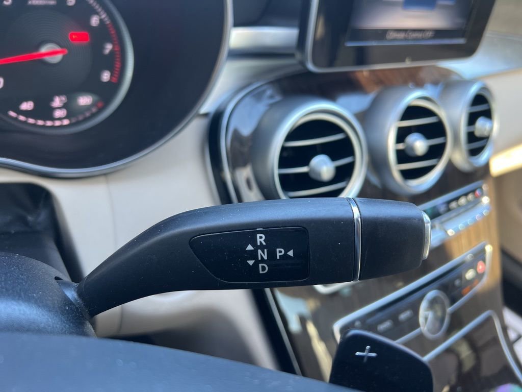 Used 2017 Mercedes-Benz C 300 4MATIC Sedan image 11
