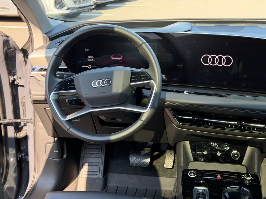 Used 2025 Audi Q6 e-tron Premium Plus w/ Premium Plus AWD/4WD image 23