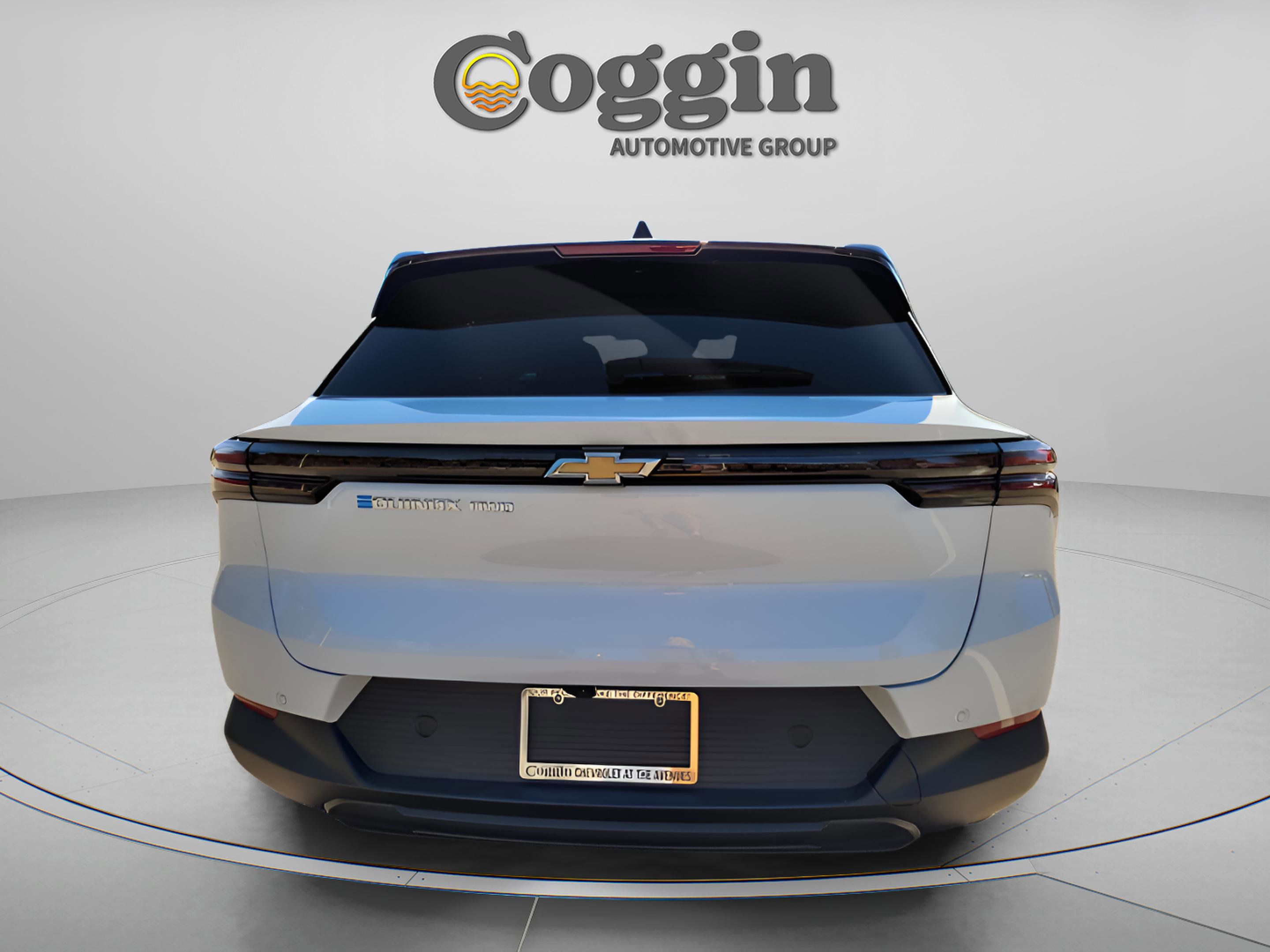 New 2026 Chevrolet Equinox EV LT image 4