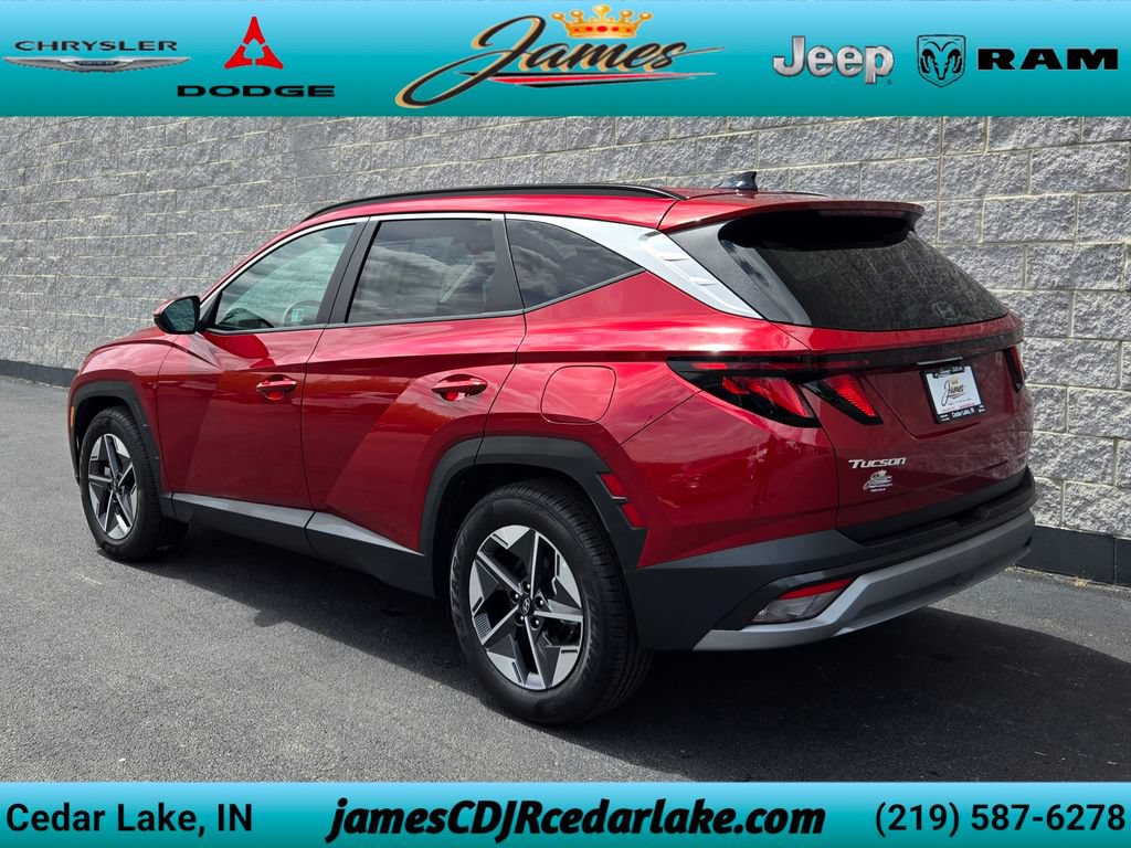 Used 2025 Hyundai Tucson SEL FWD image 3