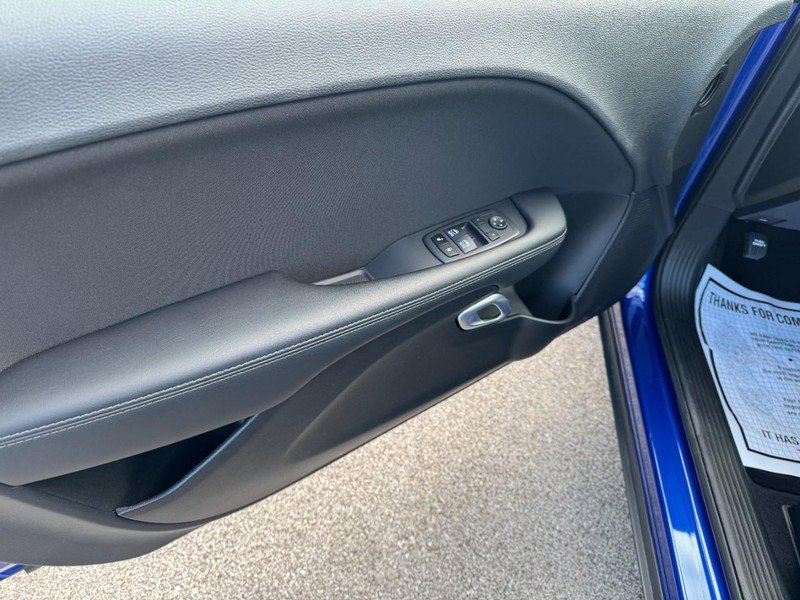 Used 2022 Dodge Challenger R/T w/ Blacktop Package image 13