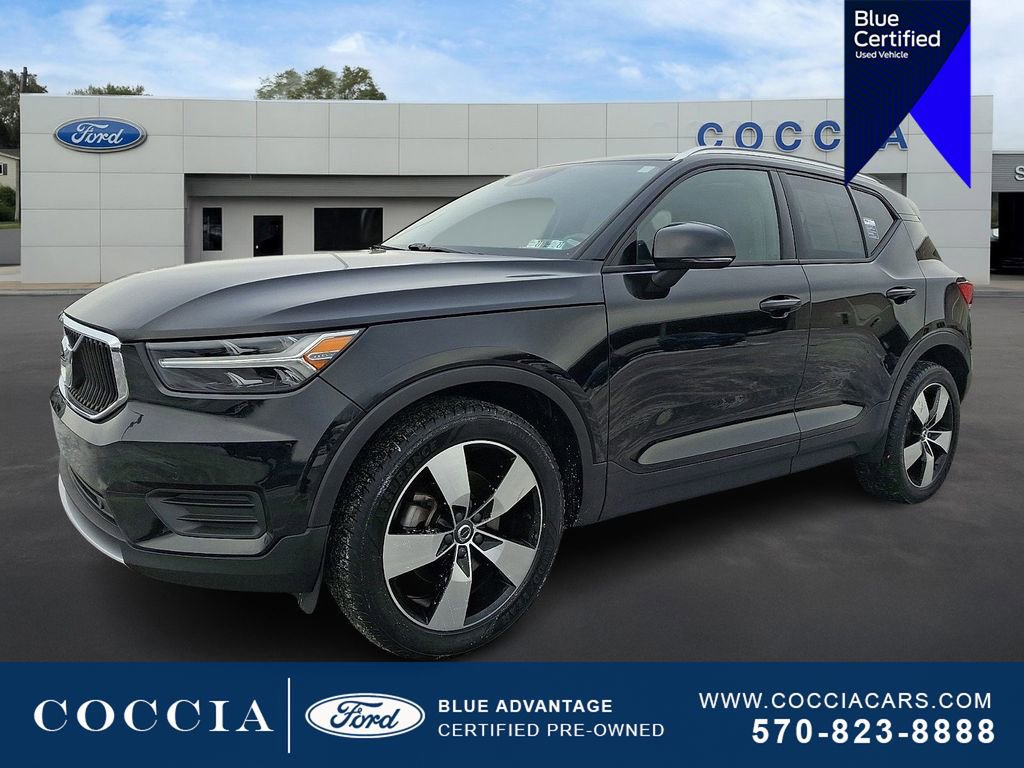 Used 2020 Volvo XC40 T5 Momentum w/ Protection Package Premier