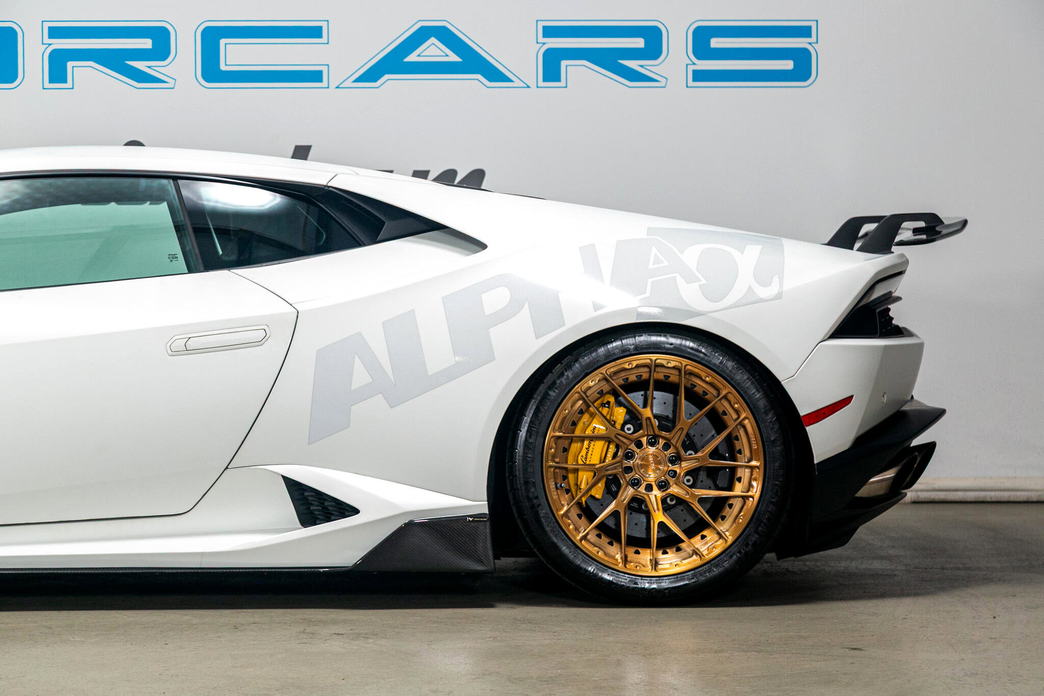 Used 2015 Lamborghini Huracan LP 610-4 image 15