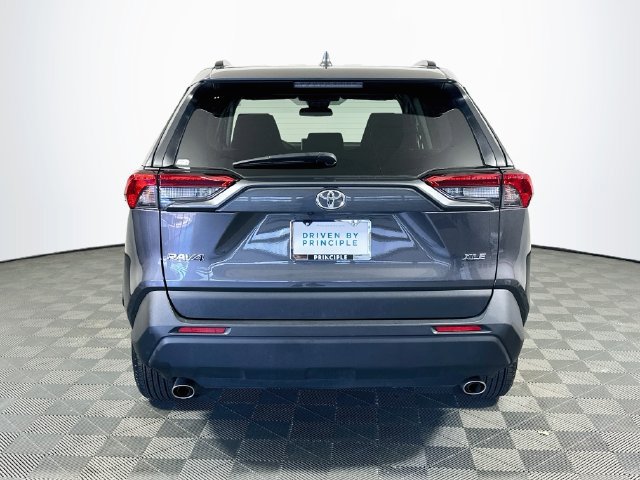 Used 2025 Toyota RAV4 XLE FWD image 8
